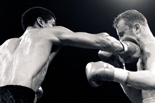 Pre emptive strike - Boxers punch to his opponents jaw